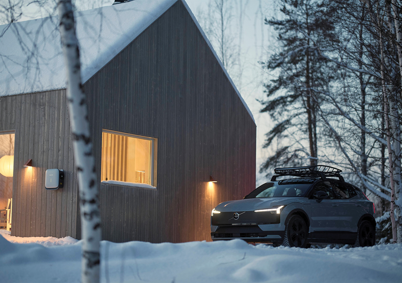 volvo-EX30-cross-country